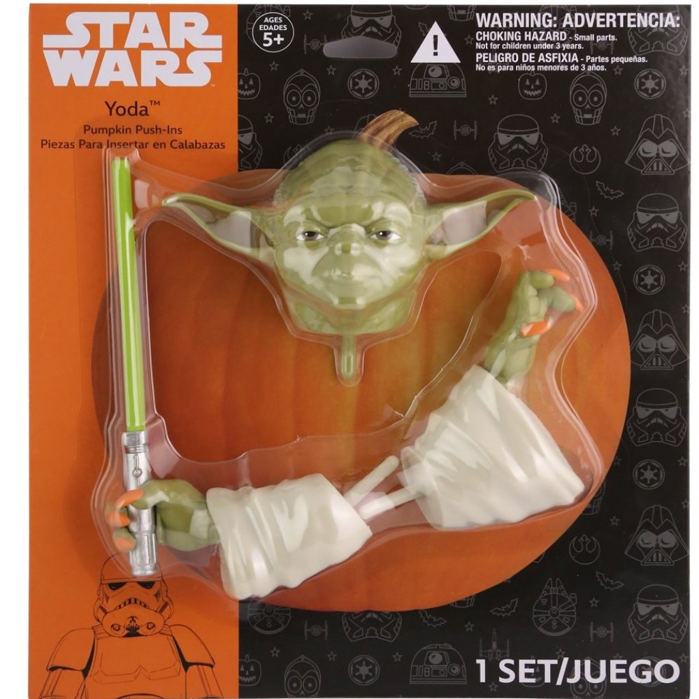 Halloween Star Wars CLASSIC YODA w/ Saber Pumpkin Push In Kit Jack O Lantern NWT